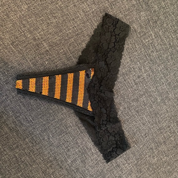 Victoria’s Secret sequin thong. Never worn! NWOT - Picture 1 of 3